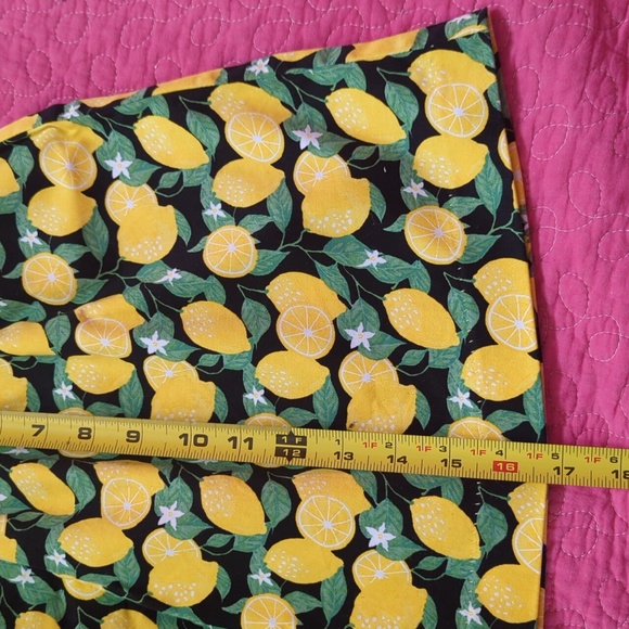 2/$20 Lemon Print Cotton Mini Skirt Large - Picture 6 of 6